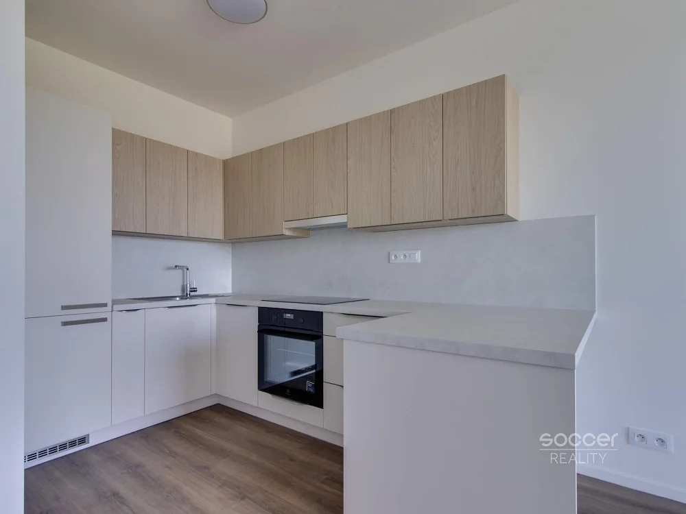 2+kk, Marešova, Praha 9 - Černý Most