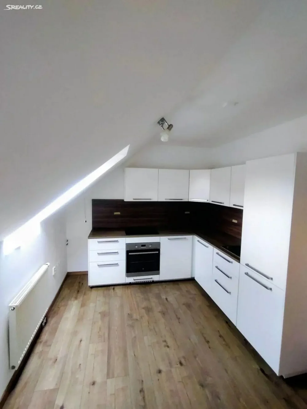 3+kk, 1. máje, Moravské Budějovice, Třebíč, Kraj Vysočina