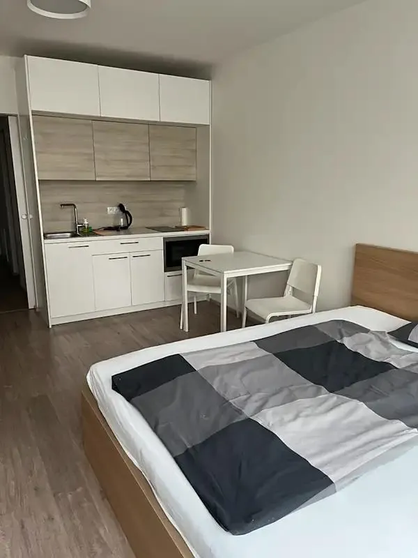 1+kk, Kurta Konráda, Praha 9 - Libeň
