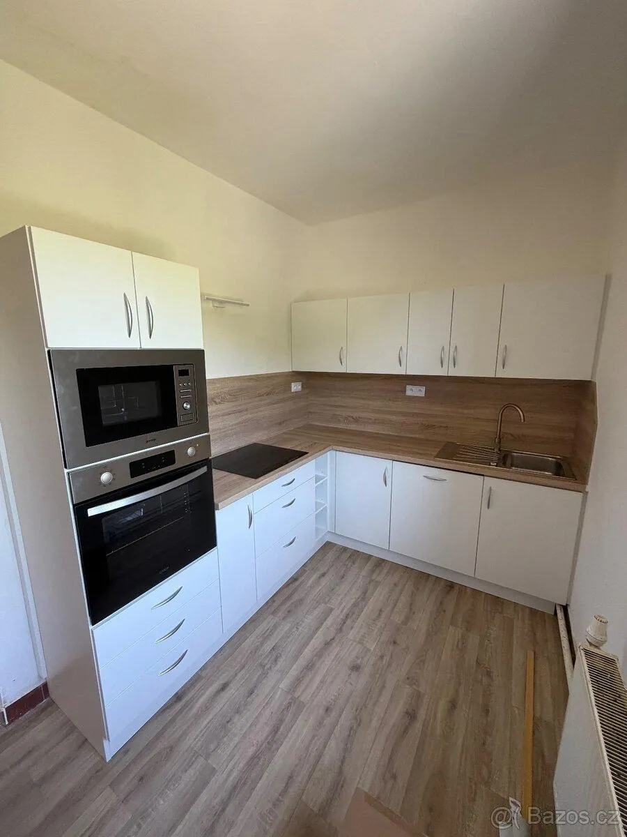 4+1, Hanušovice, Šumperk, Olomoucký kraj