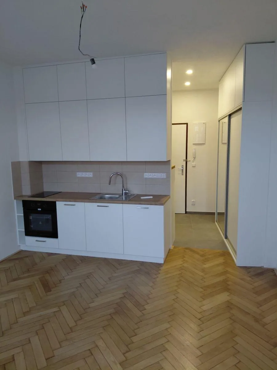 1+kk, Veletržní, Praha 7 - Holešovice