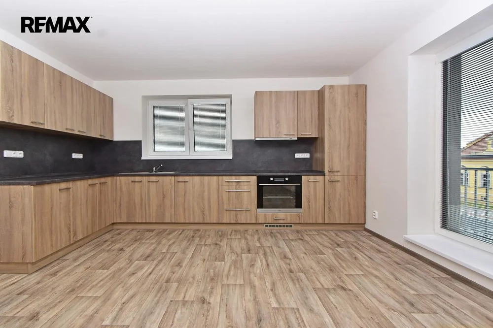 2+kk, Na Sídlišti, Kostelec nad Labem, Mělník, Středočeský kraj
