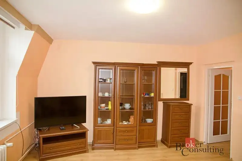 3+1, nábřeží Jana Palacha, Karlovy Vary, Karlovarský kraj