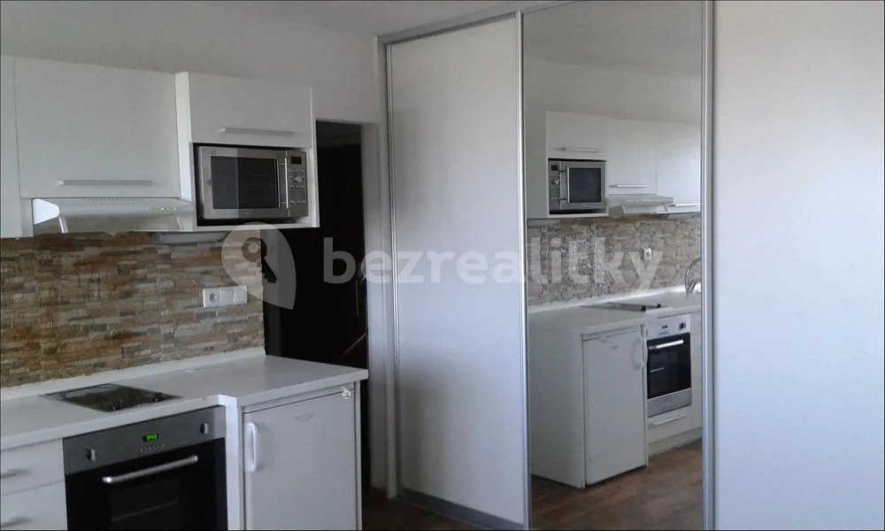 1+1, Husovo náměstí, Nové Město nad Metují, Náchod, Královéhradecký kraj