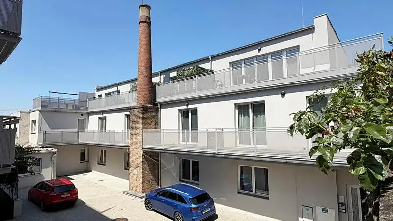 1+kk, Strančická, Praha 10 - Strašnice