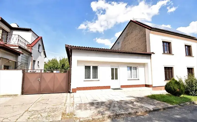 1+kk, Šmeralova, Lysá nad Labem, Nymburk, Středočeský kraj