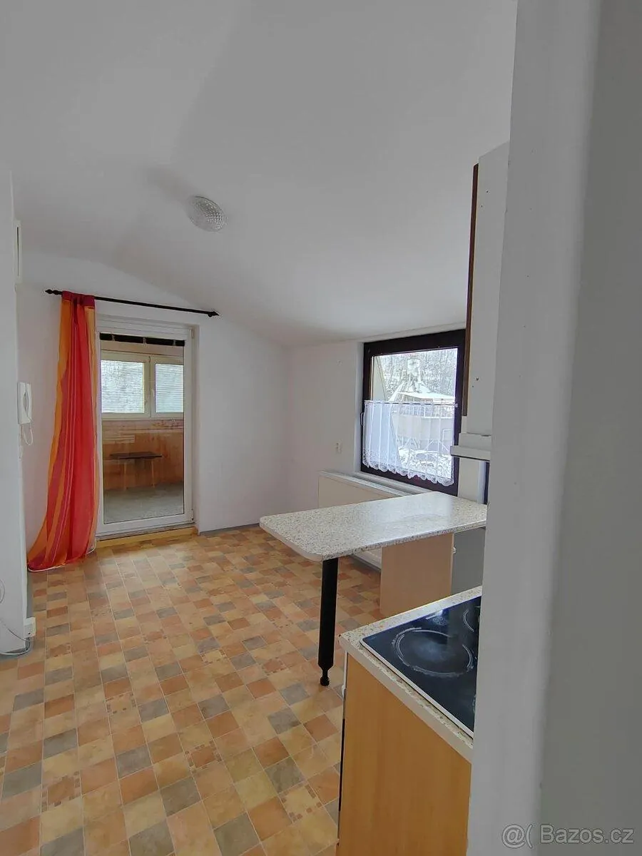 1+1, Děčín, Ústecký kraj