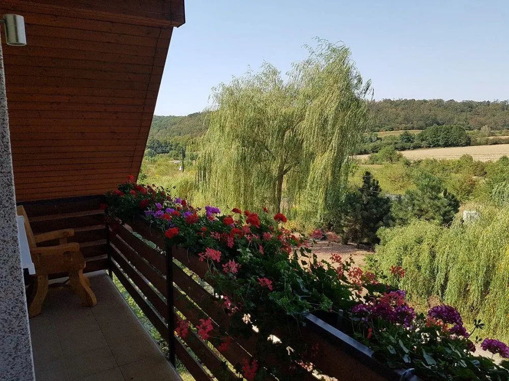 3+kk, Mezouň, Beroun, Středočeský kraj