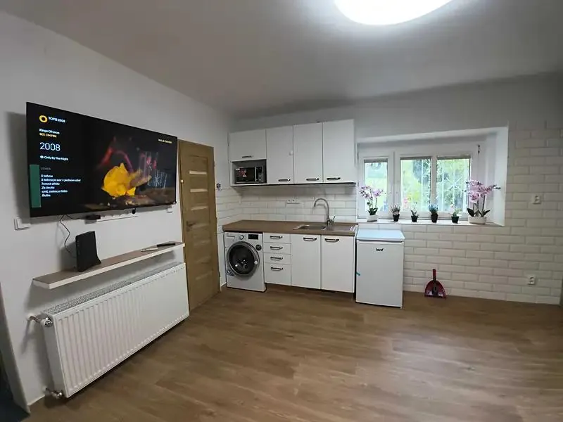 1+kk, Cheb, Karlovarský kraj