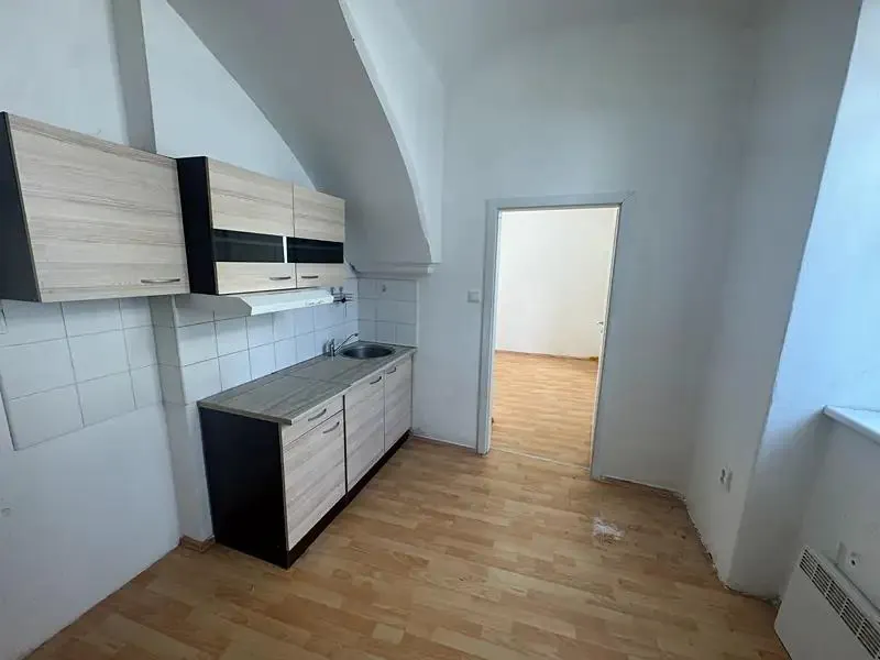 1+kk, Komenského, Velké Meziříčí, Žďár nad Sázavou, Kraj Vysočina