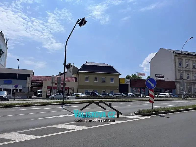 1+kk, Husovo náměstí, Kroměříž, Zlínský kraj