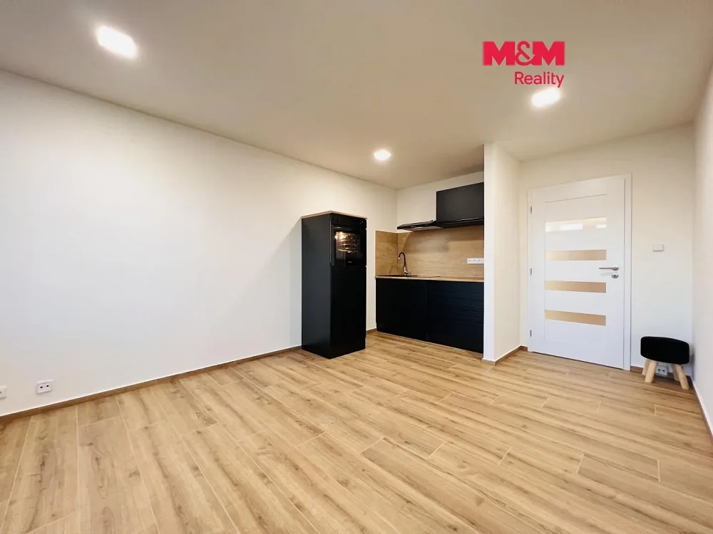1+kk, 30. dubna, Ostrava-město, Moravskoslezský kraj
