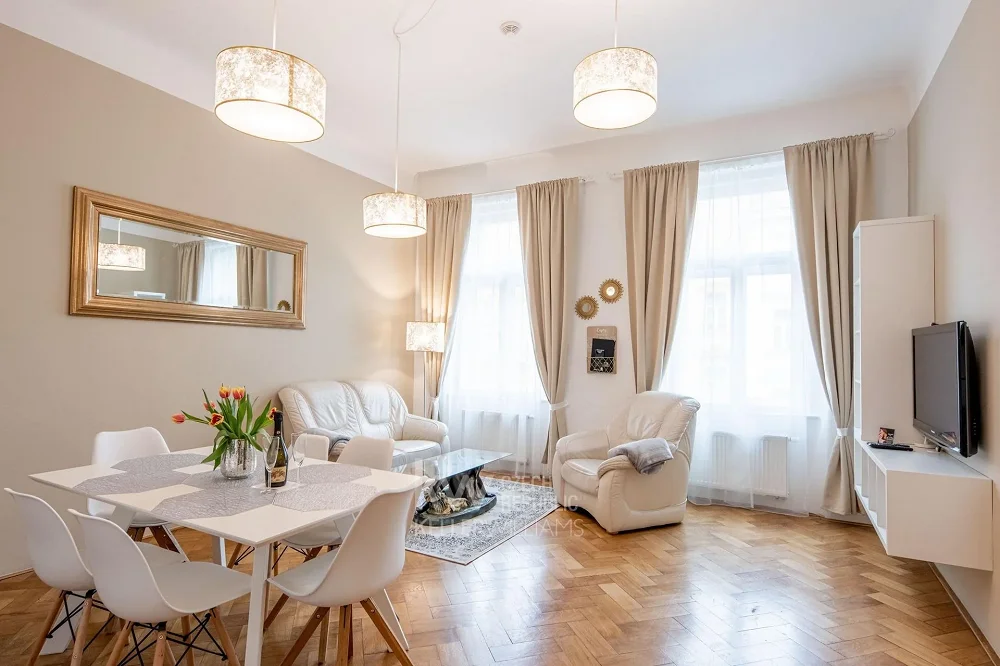 4+kk, Louis Léger House (Praha 1 - Nové Město)