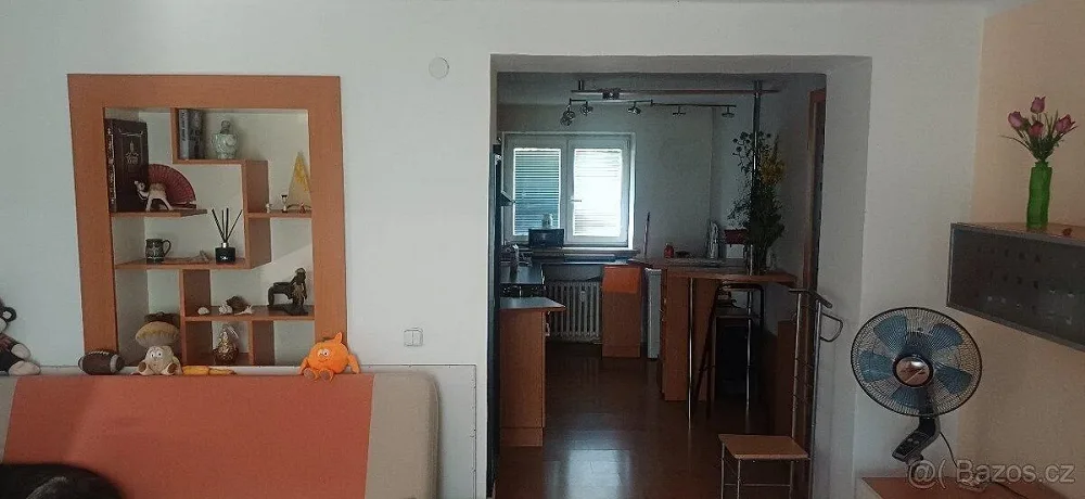 2+1, Konstantina Biebla, Most, Ústecký kraj