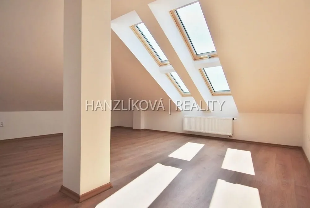2+kk, J. Plachty, České Budějovice, Jihočeský kraj