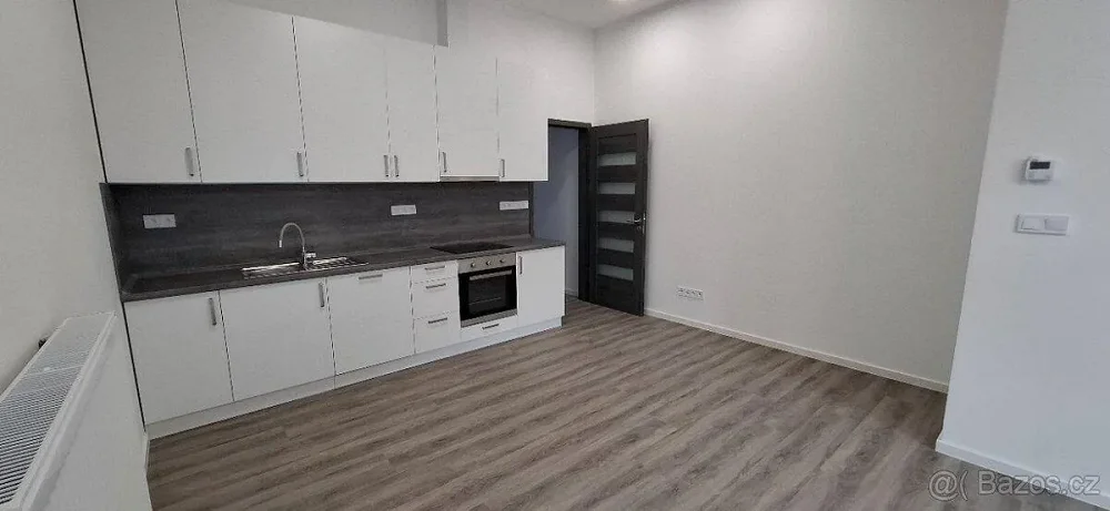 2+kk, Komenského, Prostějov, Olomoucký kraj