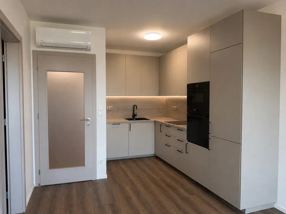 2+kk, Arnošta Valenty, Praha 9 - Černý Most