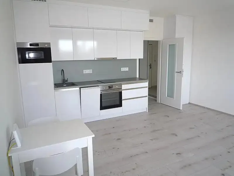 1+kk, Strančická, Praha 10 - Strašnice