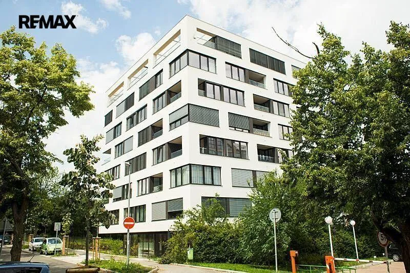 2+kk, Na Korábě, Praha 8 - Libeň