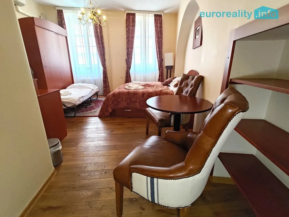4+kk, Křižíkovy sady, Plzeň-město, Plzeňský kraj