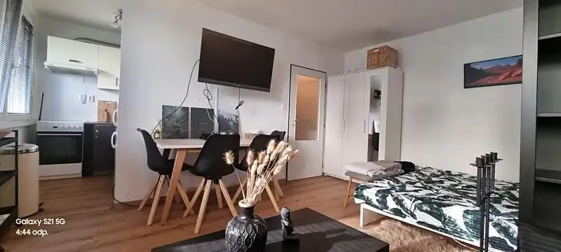 1+kk, Brožíkova, Pardubice, Pardubický kraj