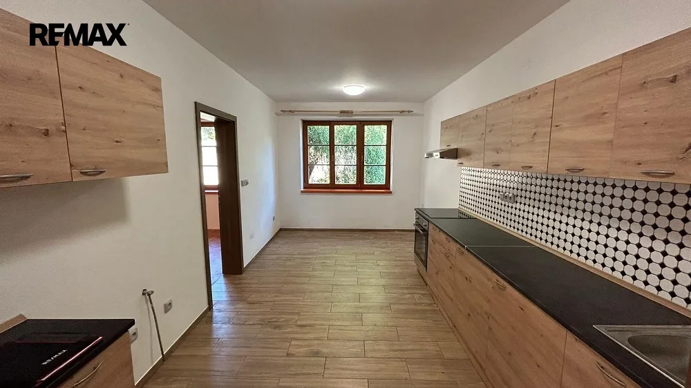 2+1, Kamenný Přívoz, Praha-západ, Středočeský kraj