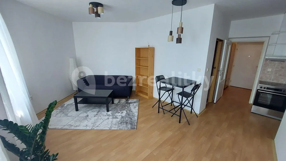 2+kk, Lesní, Luštěnice, Mladá Boleslav, Středočeský kraj