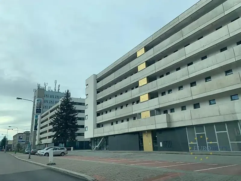 1+kk, Mezi vodami, Praha 4 - Modřany