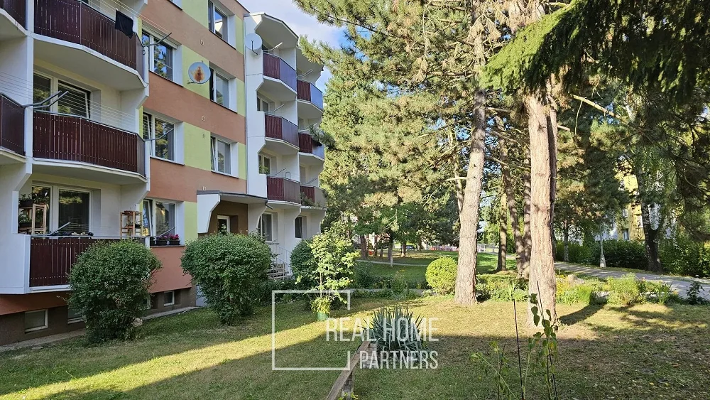 1+1, Osvobození, Tišnov, Brno-venkov, Jihomoravský kraj