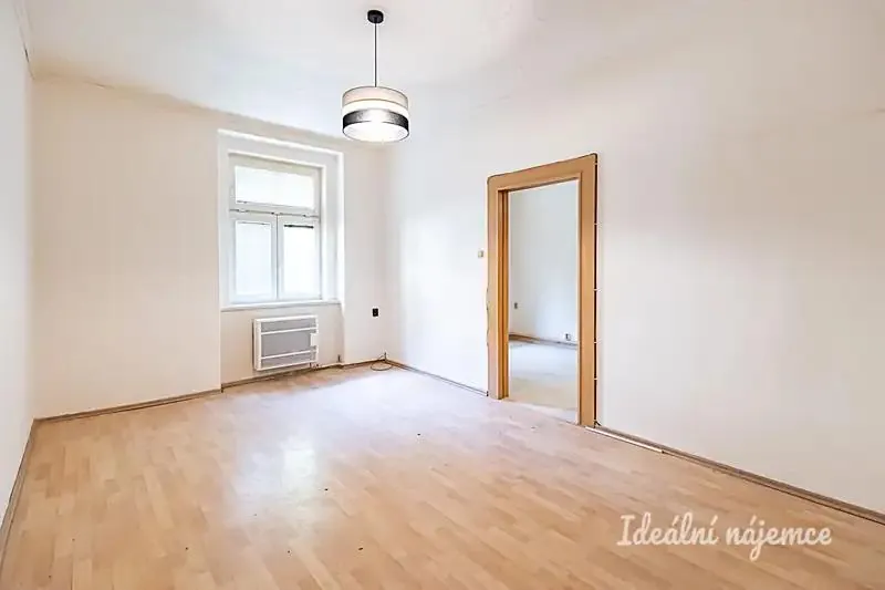1+1, Vosmíkových, Praha 8 - Libeň