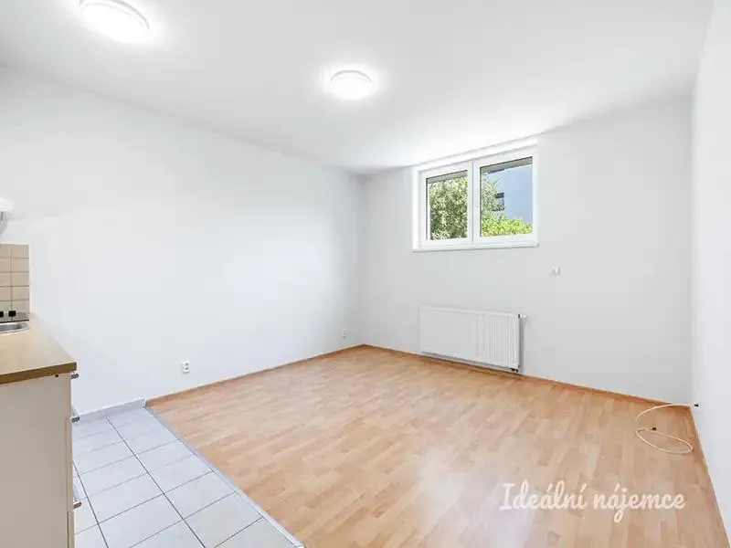1+kk, Dobrovolného, Praha 9 - Černý Most