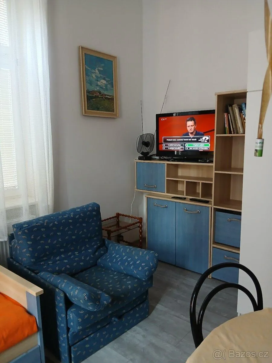 1+kk, Hlavní třída, Mariánské Lázně, Cheb, Karlovarský kraj