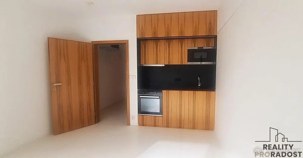 2+kk, Rajhradská, Brno-město, Jihomoravský kraj