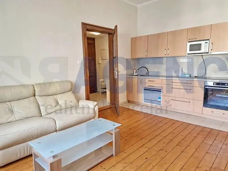 2+kk, Šafaříkova, Hradec Králové, Královéhradecký kraj