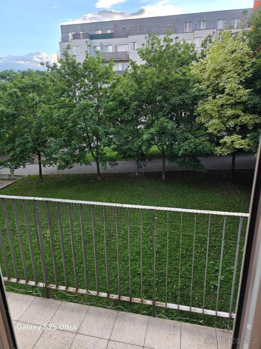 2+kk, Názovská, Praha 10 - Strašnice