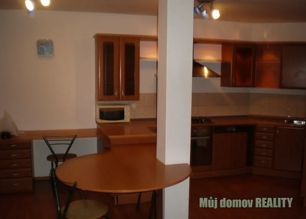 2+kk, Sochařská, Praha 7 - Bubeneč
