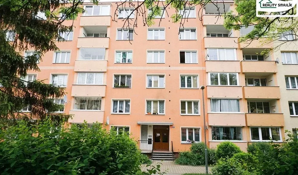 1+1, Valdštejnova, Cheb, Karlovarský kraj