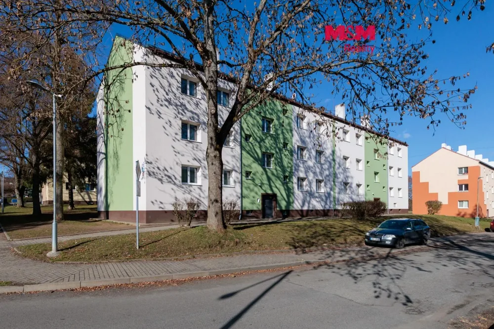2+kk, Dlouhá, Horní Slavkov, Sokolov, Karlovarský kraj