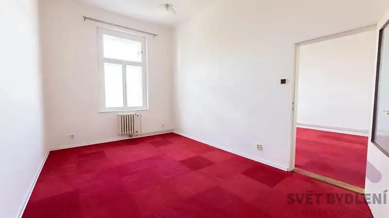 2+1, náměstí Barikád, Praha 3 - Žižkov
