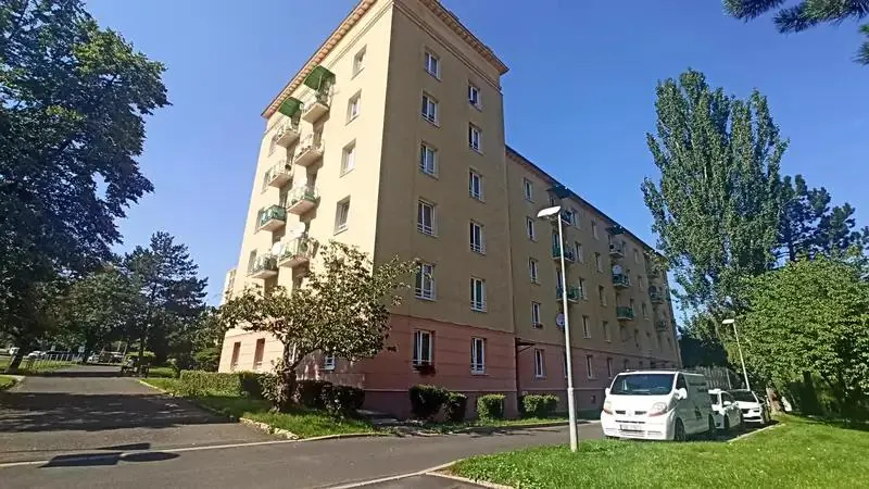 2+1, Čsl. armády, Most, Ústecký kraj