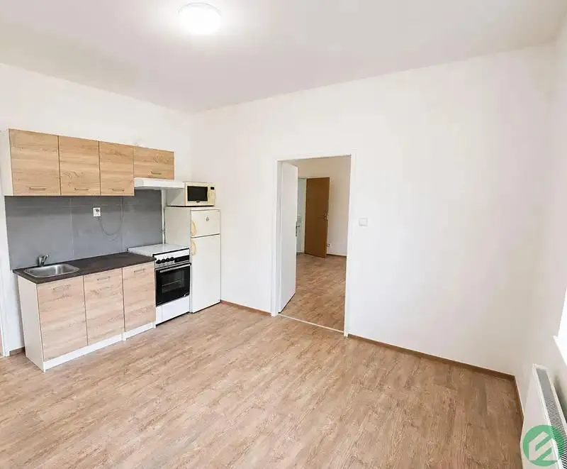 2+kk, Dolnoměcholupská, Praha 10 - Hostivař