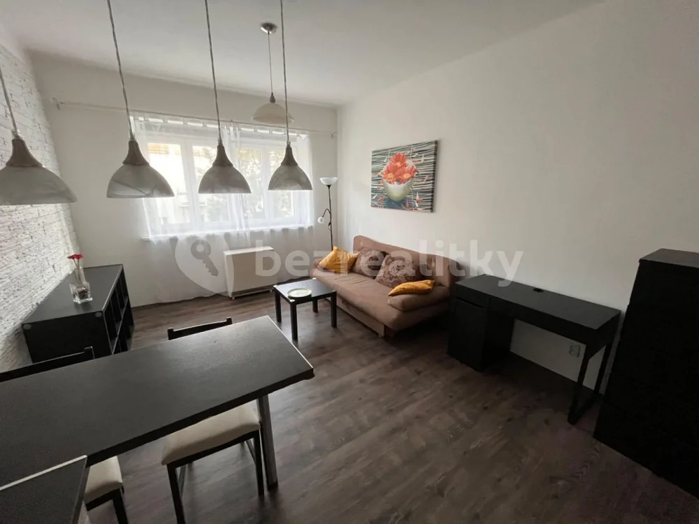 2+kk, Hartigova, Praha 3 - Žižkov