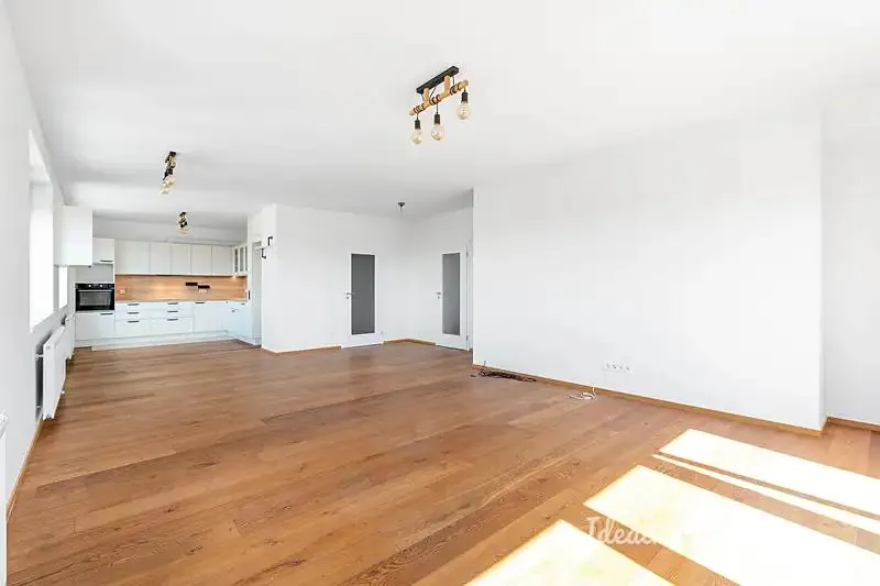 4+kk, Karla IV., Horoměřice, Praha-západ, Středočeský kraj