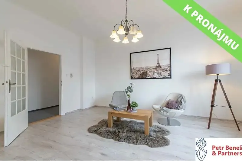 3+1, Husovo náměstí, Rakovník, Středočeský kraj