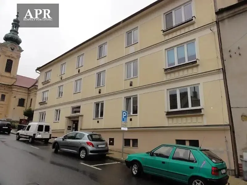 1+1, Komenského, Uherský Brod, Uherské Hradiště, Zlínský kraj