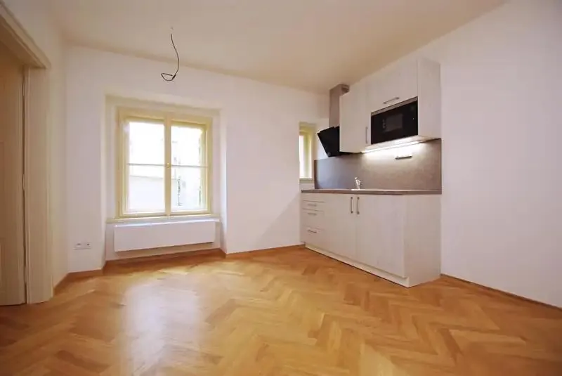 2+kk, Kozí, Praha 1 - Staré Město