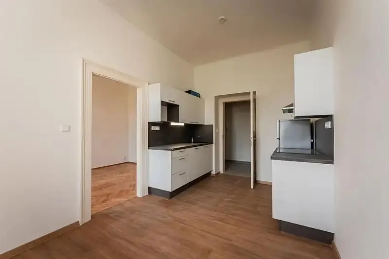 2+kk, Lípová, Praha 2 - Nové Město