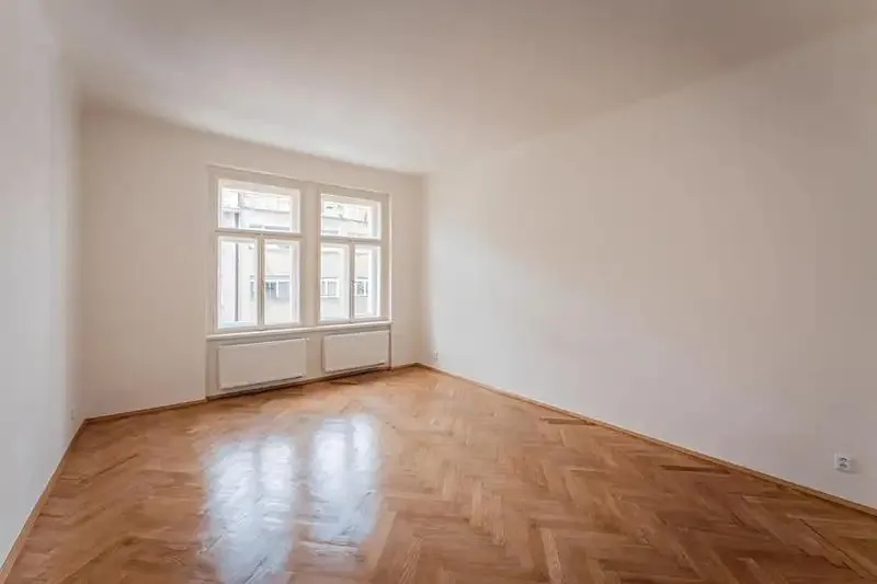2+kk, Lípová, Praha 2 - Nové Město
