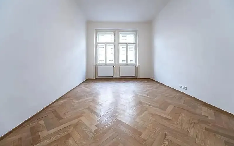 2+kk, Lípová, Praha 2 - Nové Město