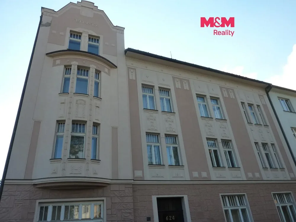 2+1, Husovo náměstí, Náchod, Královéhradecký kraj